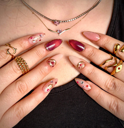 The Scarlet Muse - SmartTips™